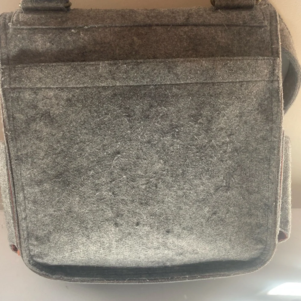 Petunia Pickle Bottom Gray Kids Messenger Bag - Picture 4 of 5